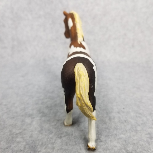 Schleich Farmland Stallion Horse Figurine - Picture 5 of 9